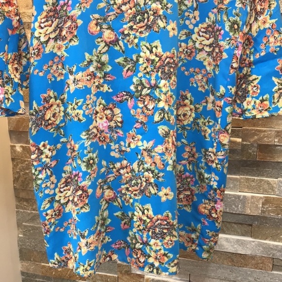 VOOM by Joy Han Bell Sleeve Floral Dress - Picture 4 of 11